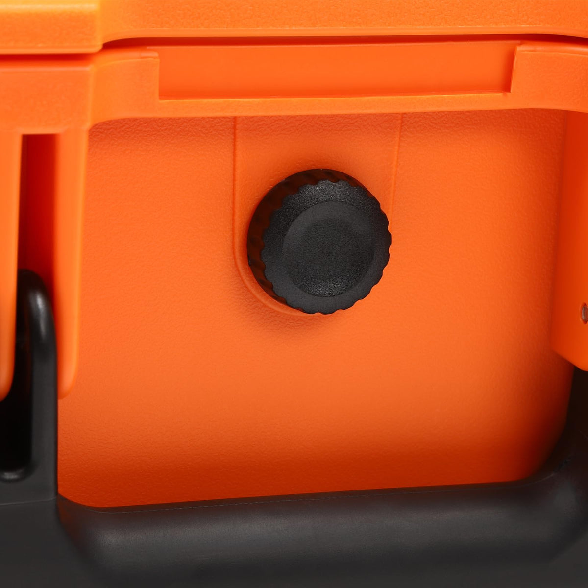 22" Weatherproof Hard Camera Case with Foam M368568