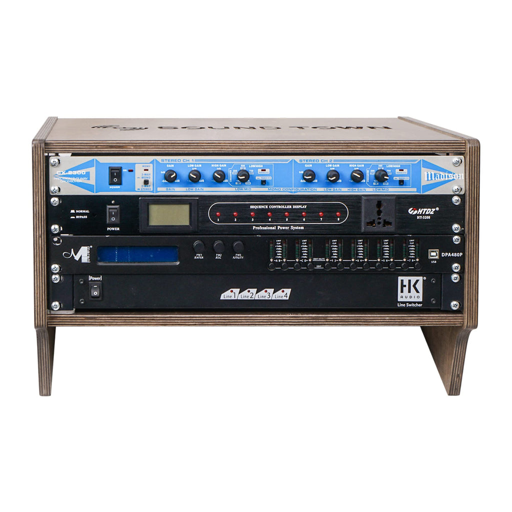 4U Angled Desktop Studio Rack with Baltic Birch Plywood R8008