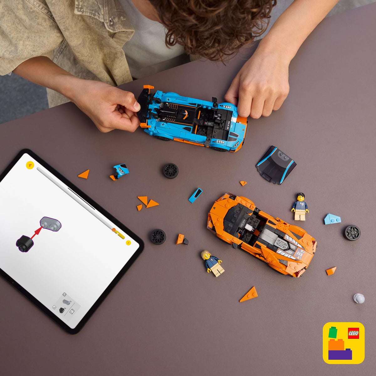 Building Toy Model Car Kit K671732